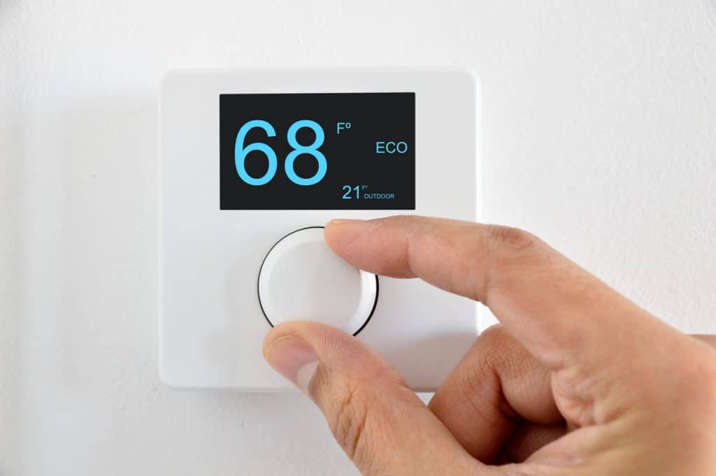 One hand adjust thermostat digital in fahrenheit at home